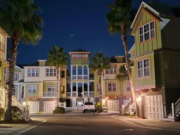 204 Michigan Ave #11, Folly Beach, SC 29439