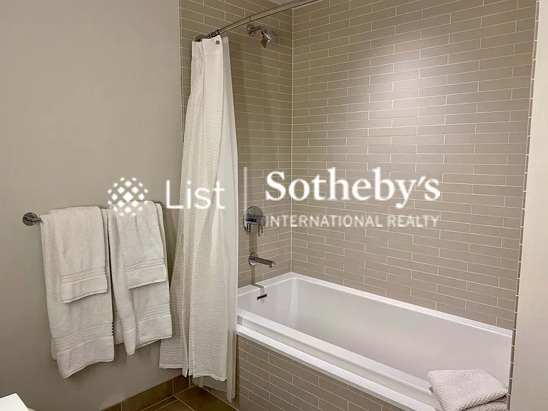 1001 Queen St #2915 — Photo 5
