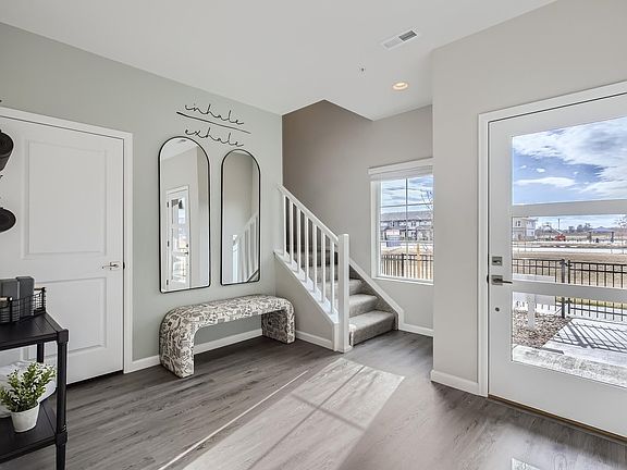 2nd image of 919 Schlagel St #8