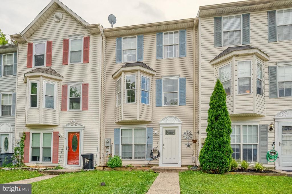 12 White Laurel Ct, Baltimore, MD