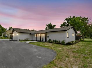 1530 49th St N, Saint Petersburg, FL 33710