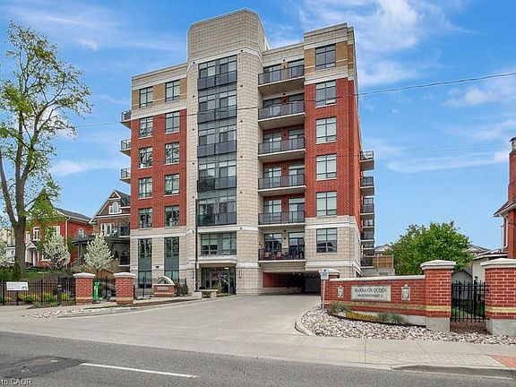 3rd image of 399 Queen St S #101