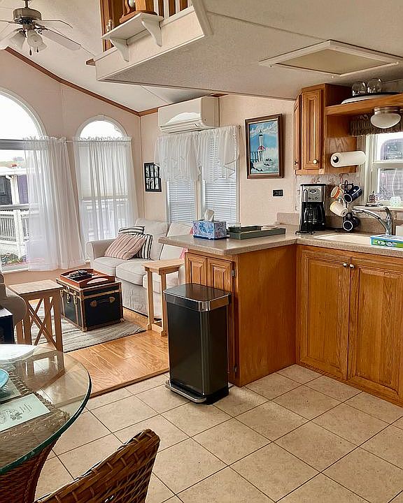 
Great room living & kitchen