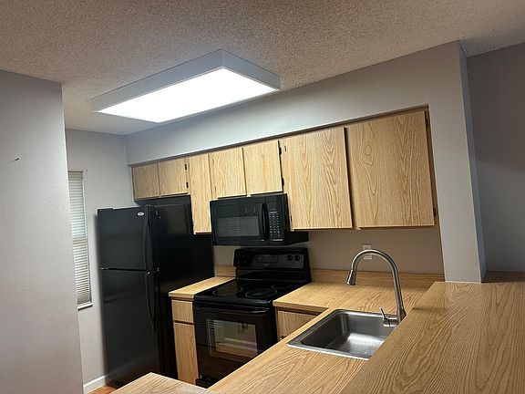 5th image of 2108 S Cypress Bend Drive #307