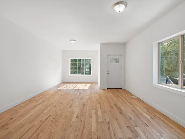 1372 Forest Hill Road image 6 of 26