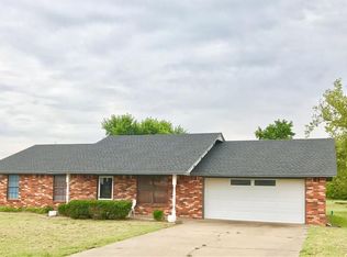 106 Sadie Ln, Sayre, OK 73662