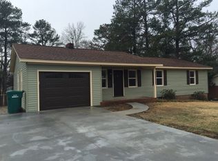 214 Holly Ave, Greenwood, SC 29649