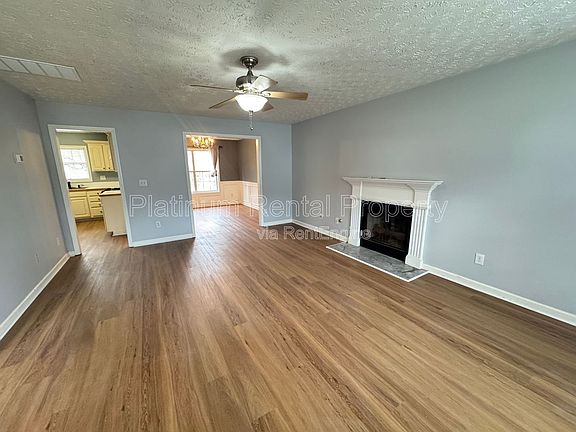4th image of 2246 Wind Lass Dr