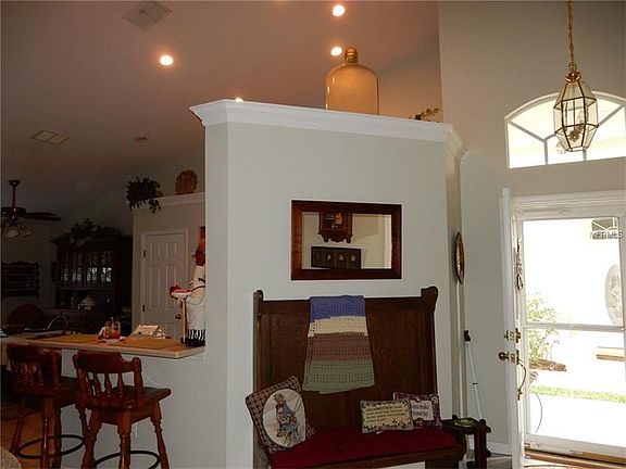 3rd image of 6835 Winkworth Pkwy