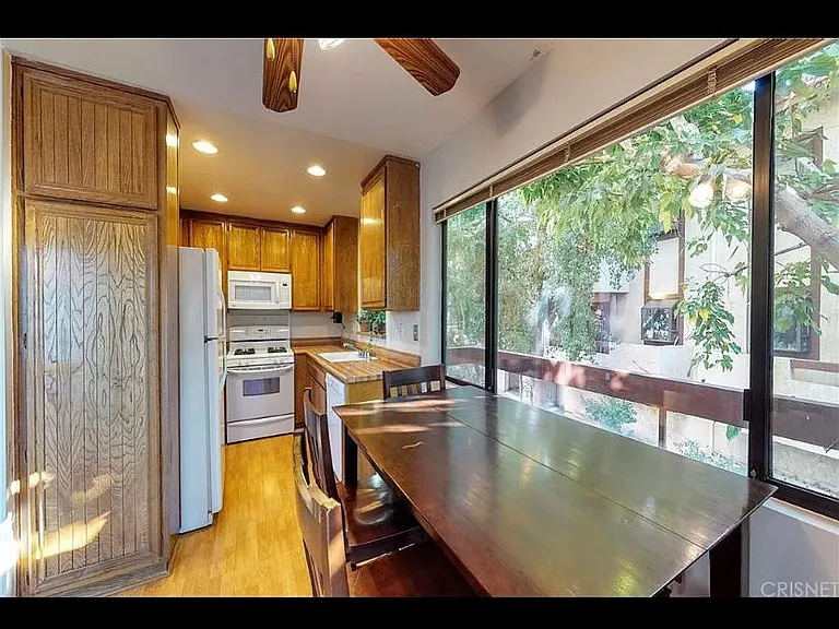 18008 Saratoga Way — Photo 2