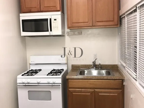 2120 Island Ave, San Diego, CA 92102