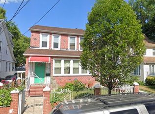 8467 162nd St FLOOR 2, Jamaica, NY 11432