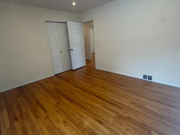 268 Chesterton Ave #1 — Photo 14