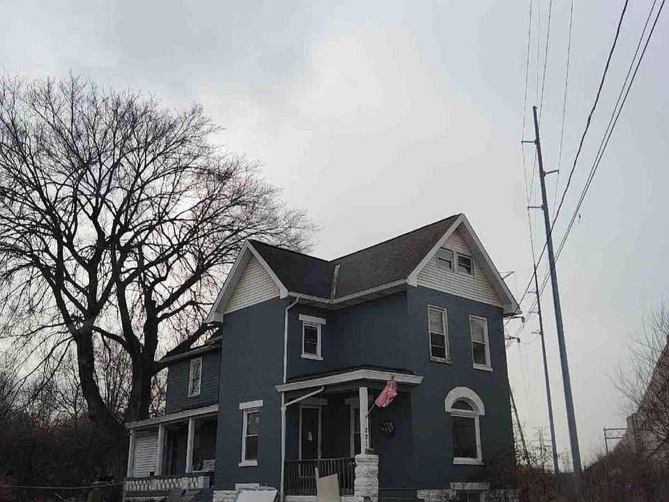 2nd image of 221 W Ross Ave