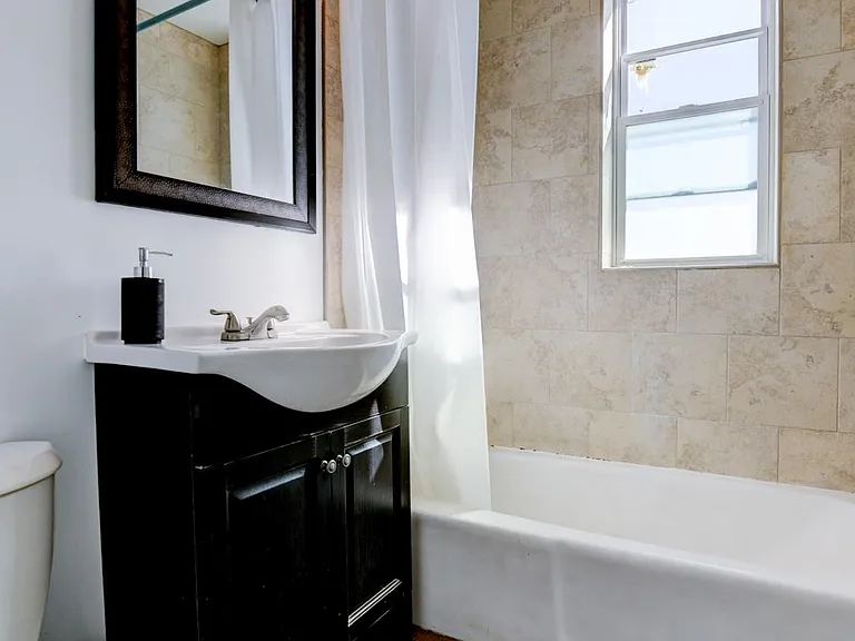 901 Grand Ave #2B — Photo 19