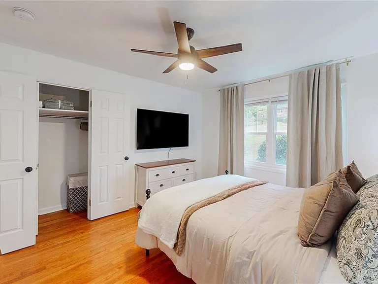 1360 Willivee Dr — Photo 9