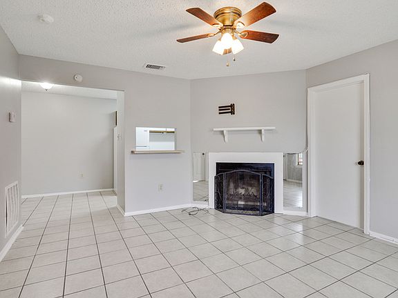 2nd image of 844 Hammond Manor Dr APT C