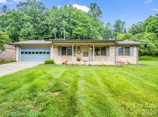182 Resada Dr, Brevard, NC 28712