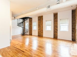 2044 W Dickens Ave, Chicago, IL 60647