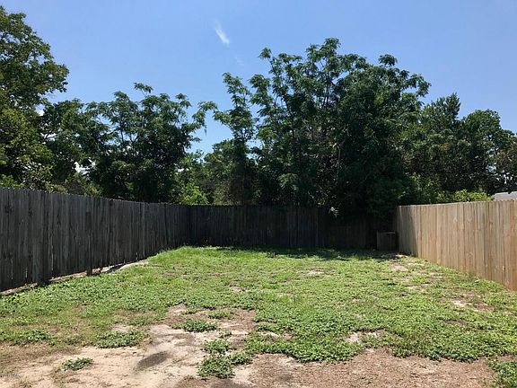 5th image of 318 15th St