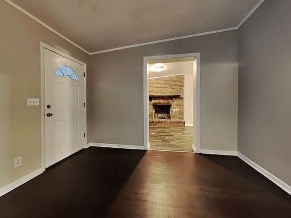 3rd image of 2489 Quail Ave