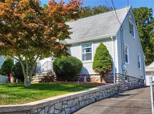 21 Byron Ave, Ansonia, CT 06401