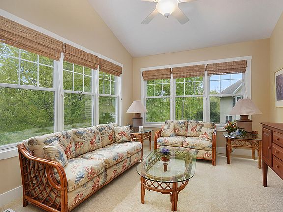 4th image of 3066 Park West Ct