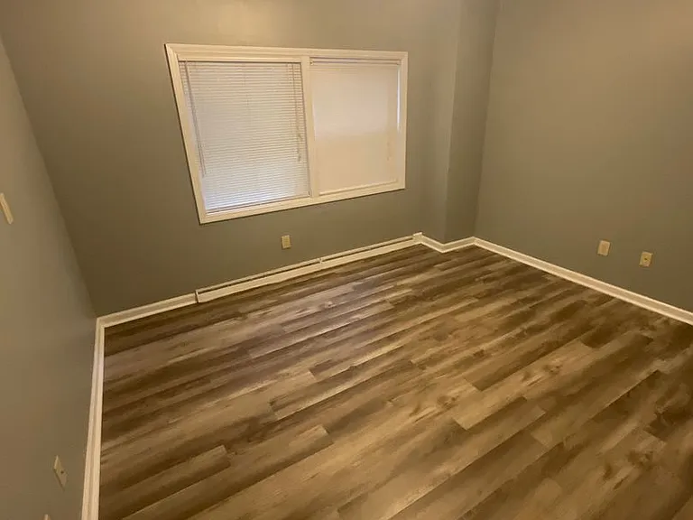 125 N Washington St — Photo 10