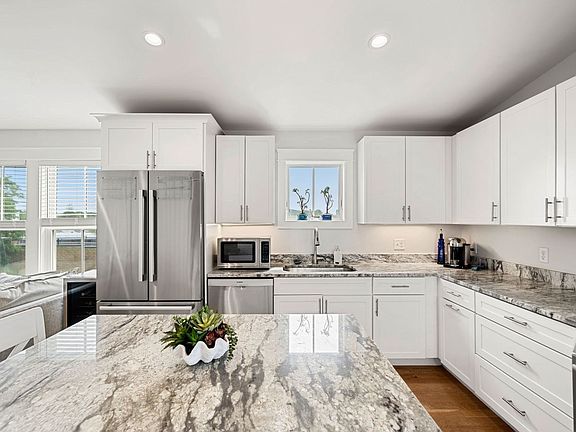 2nd image of 50 Market St #5