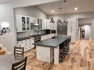 120 Larkspur Plaza Dr, Larkspur, CA