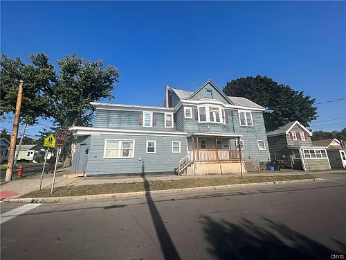 902 Park St #201B Photo 1