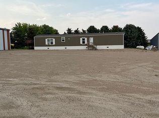 8404 Cemetery Rd, Lingle, WY 82223