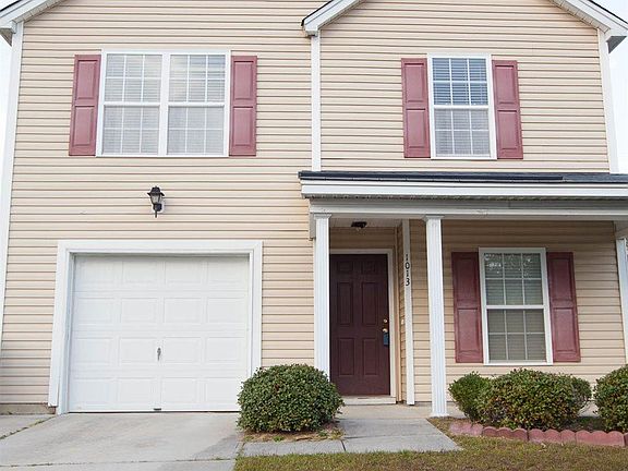 2nd image of 1013 Lake Village Dr