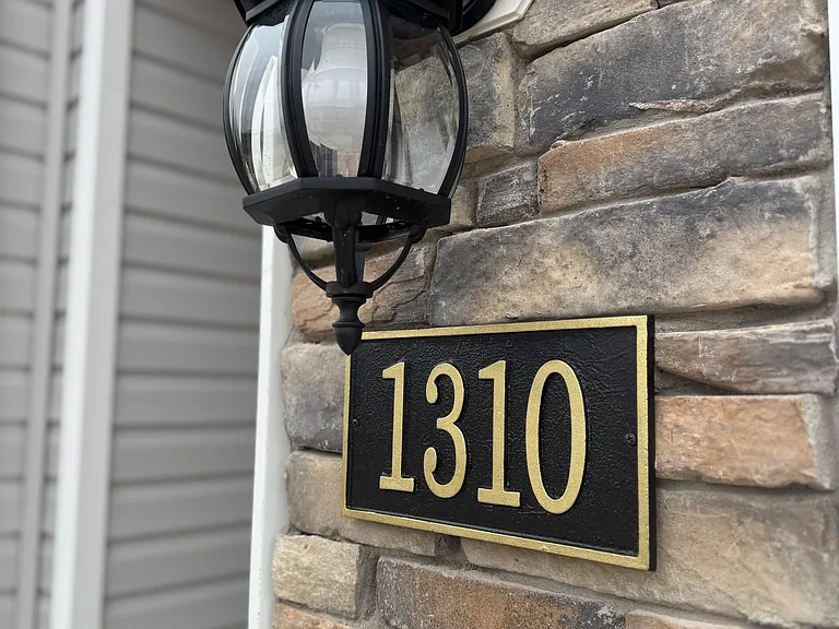 1310 Broholmer Ln — Photo 3