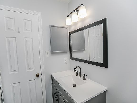 2nd image of 4113 Starwood Arch