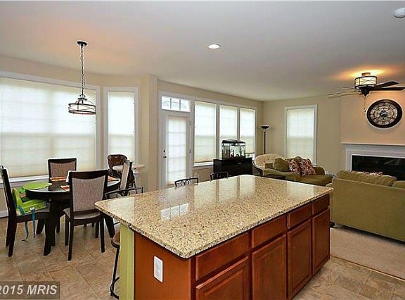 3rd image of 7957 Almeda Ct