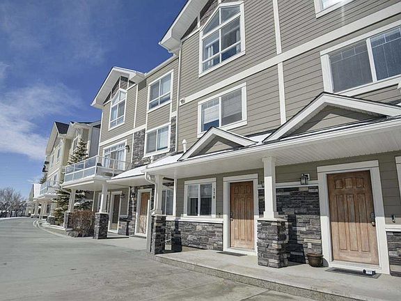 2nd image of 170 S Skyview Ranch Rd NE