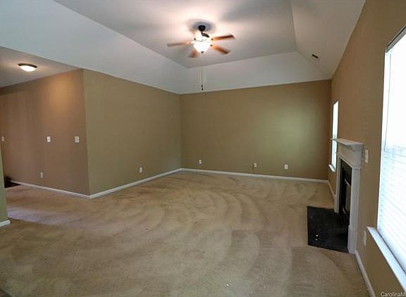 4th image of 8504 Four Sisters Ln