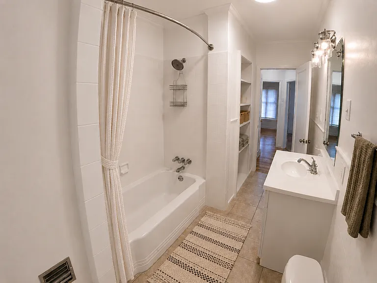 1178 E 4th Ave — Photo 5