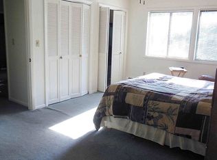 89 Great Ring Rd, Sandy Hook, CT 06482