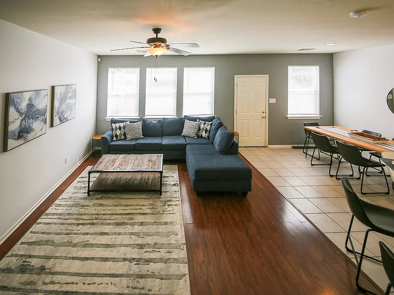 6 Scenic Brook Ct — Photo 1