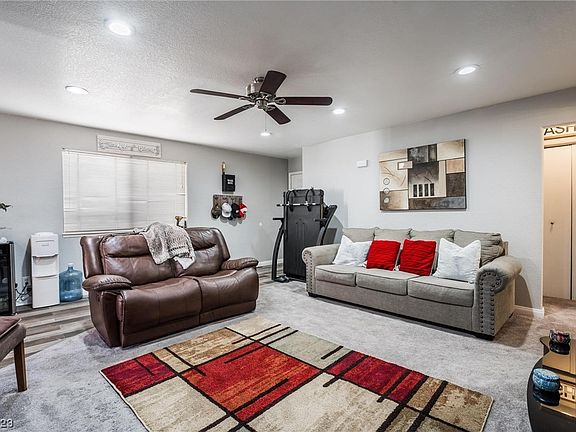 5th image of 8048 Celestial Ave Unit 101