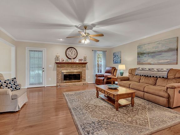 5th image of 2417 Sowell Mill Pike