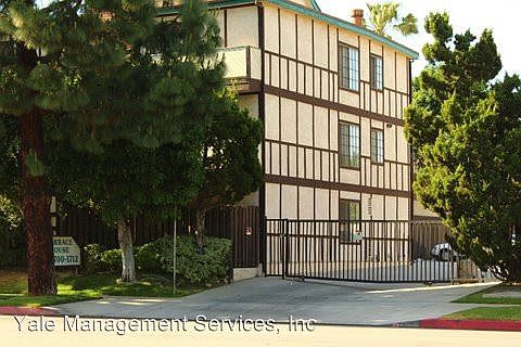 3rd image of 17831 Lassen St APT 103