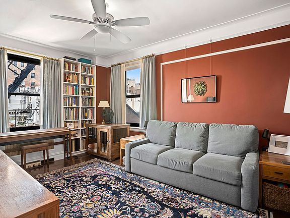 2nd image of 300 W 108th St APT 7D