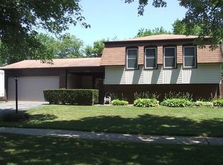 362 Sword Way, Bolingbrook, IL 60440