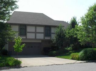 664 Gaslight Ct, Marshall, MO 65340