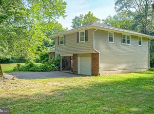 546 S Egg Harbor Rd, Hammonton, NJ 08037