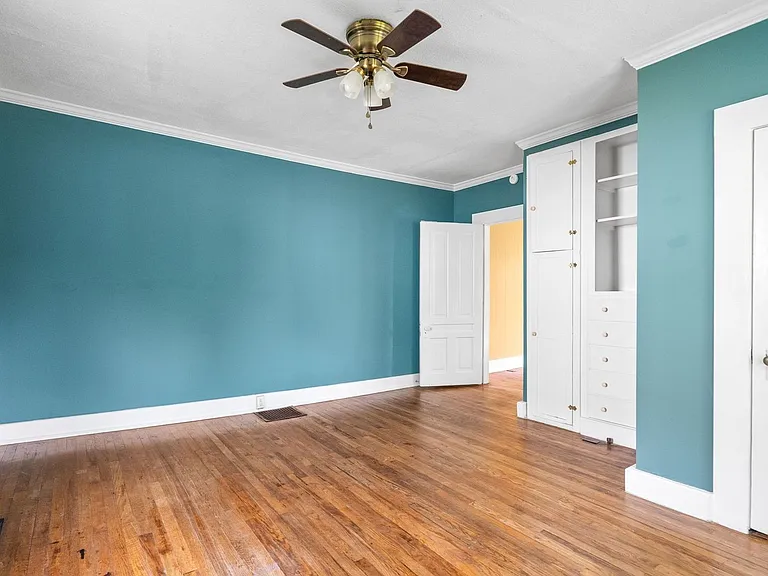 232 Georgia Ave — Photo 18