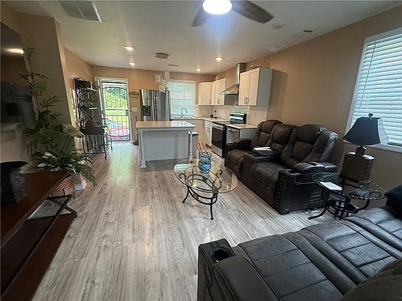 2nd image of 142 Hutton Pl NW